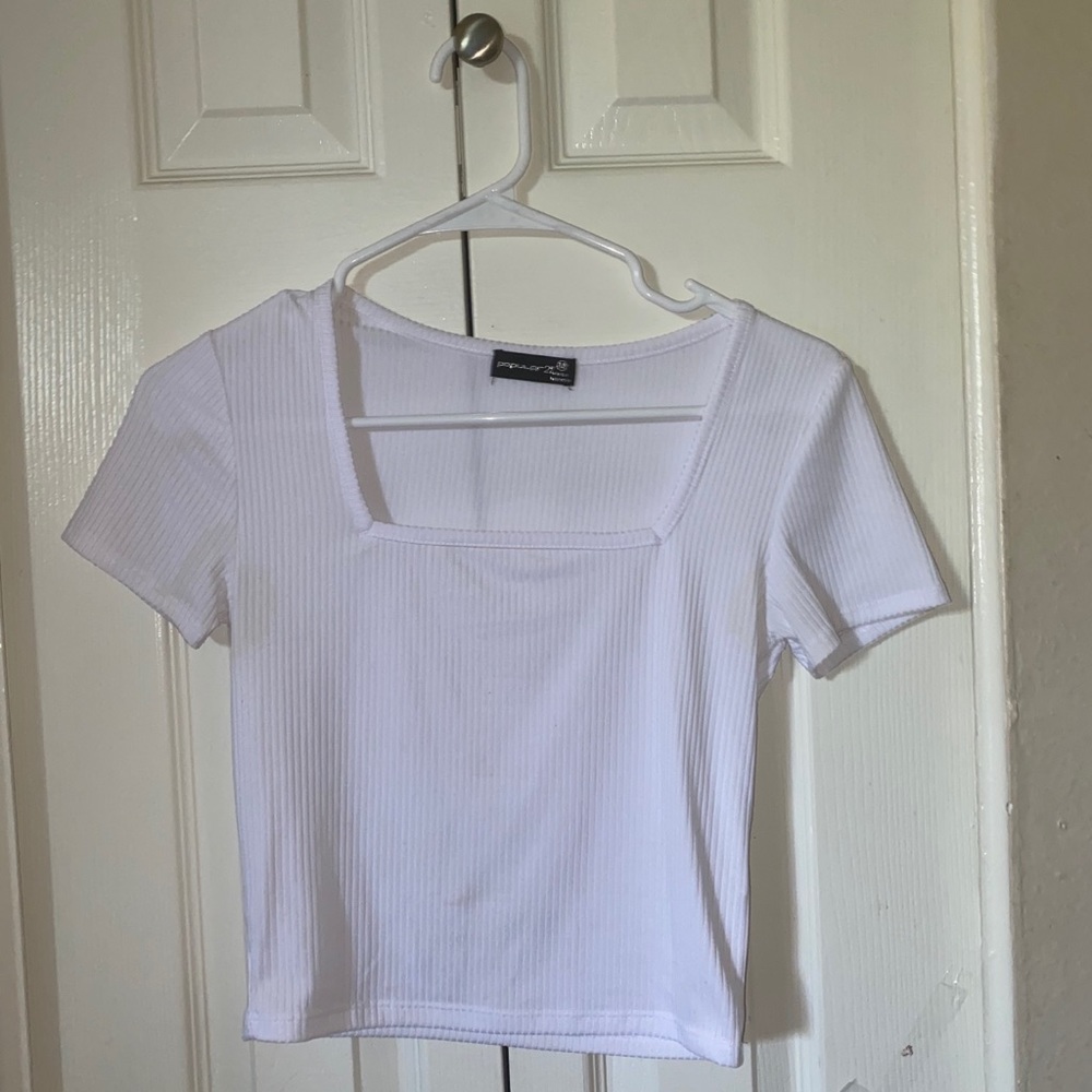 white tee